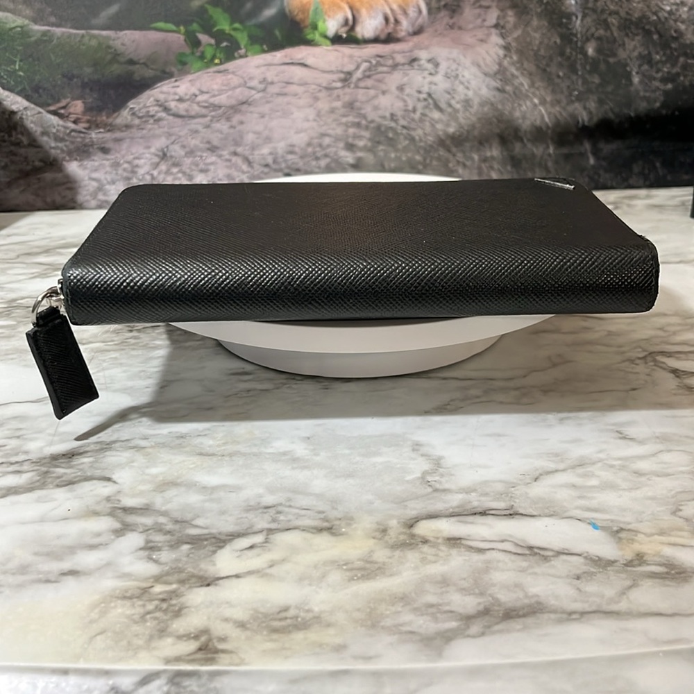 PRADA long Business Wallet Black Staffiano Leather Unisex. In GUC. - Picture 5 of 17